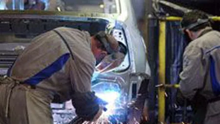 Dacia isi suspenda din nou productia, pentru 2 saptamani