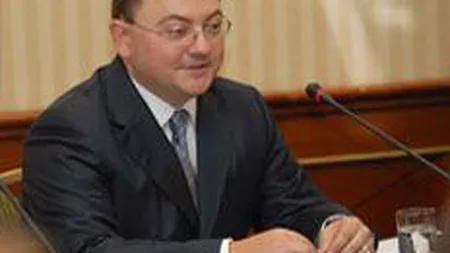 Inca o banca locala se pregateste sa emita carduri Visa cu cip