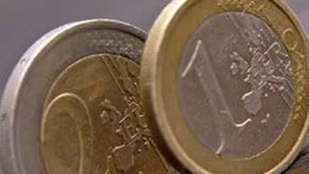 Cursul a urcat joi dimineata la peste 4,3 lei/euro