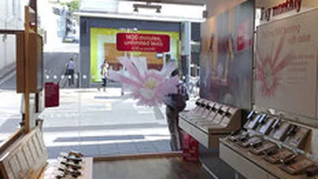 Operatorii telecom: Retailul de telefonie mobila se muta catre mall-uri