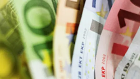 Aproape un sfert dintre angajatii romani castiga intre 600 si 1.200 lei pe luna