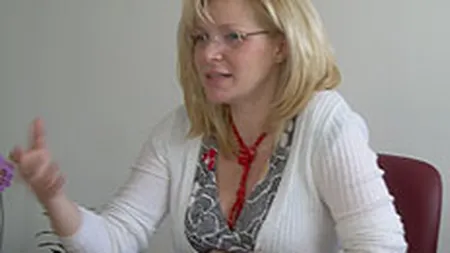 Cum se rezolva \disputele\ pe domeniile de Internet?