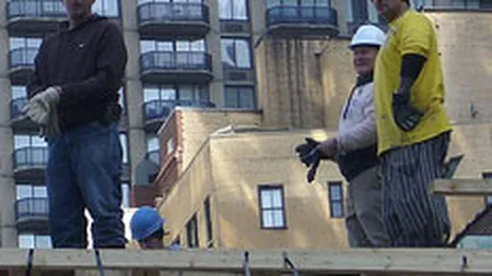 Constructiile, sectorul cel mai afectat de falimente in 2008