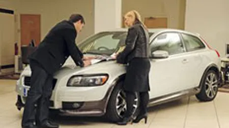 Companiile investesc in vanzari: \Trebuie sa trecem de la vanzarea \'asezata\' la cea in picioare\