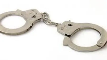 12 persoane retinute pentru o frauda de 2 milioane de lei la Bursa