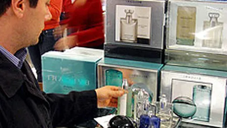 Cum se alege parfumul masculin potrivit pentru o zi la birou