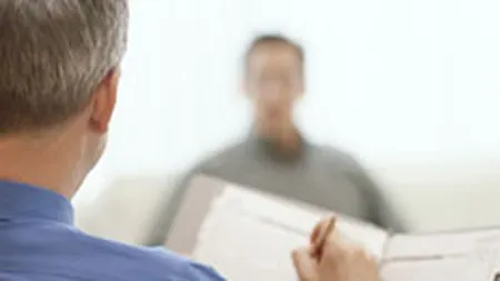 6 sfaturi pentru a alege mai bine intre \prea multe CV-uri\