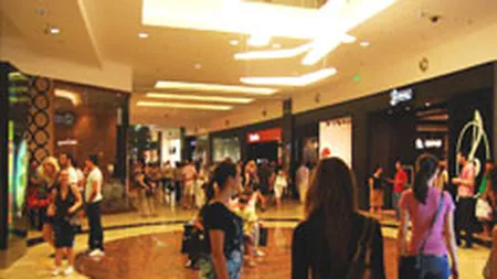 Reducerile de vineri seara din Baneasa Shopping City si Feeria au atras peste 70.000 de vizitatori