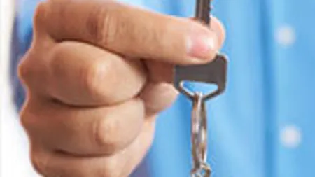 Prima Casa intarzie si 2 luni: \Stiti cum e cand lucrezi cu statul\