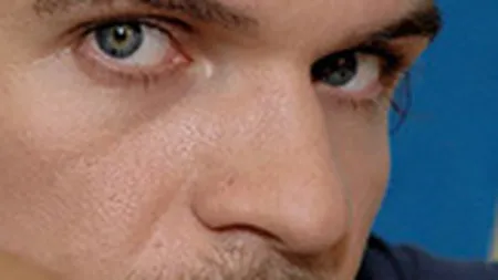 Cantaretul Tudor Chirila deschide sedinta la Bursa de Valori