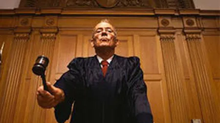 Criza nu era de ajuns: Protestul magistratilor incurca si mai mult itele blocajului financiar