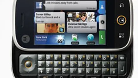 Motorola a lansat primul mobil dezvoltat in parteneriat cu Google