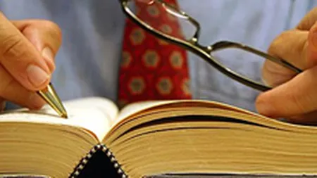 Cat de rau poate sa fie? Scenariile plaseaza Romania intre faliment si \curbele de sacrificiu\