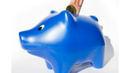 Romanii, cei mai neincrezatori europeni in institutiile financiare, dupa irlandezi