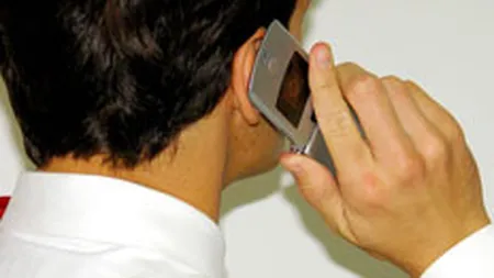 Romanii au vorbit mai mult la mobil, dar au platit mai putin, in primele 6 luni