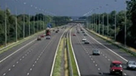 CNADNR a contractat un credit de 187 milioane euro de la BCR si BRD