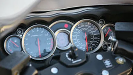 Volkswagen va cumpara 20% din actiunile Suzuki