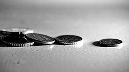 Afacerile din comertul cu ridicata si cu amanuntul au scazut cu 30,1% in noiembrie