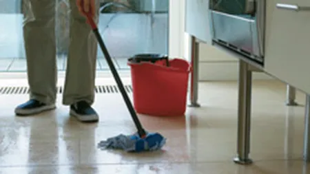 Asul din maneca unui jucator nou-intrat pe piata produselor de curatat: nanotehnologia