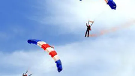 Companiile si-ar putea vedea visul cu ochii in 2010: credite la costuri mult scazute, insa doar in lei