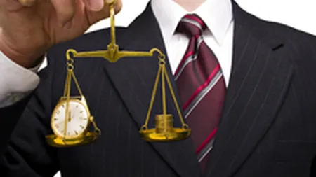 Banii de la FMI pot fi otraviti: Riscam s-o luam pe urmele Greciei si sa ne sufocam in datorii