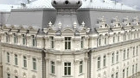 Vanatoarea de antichitati pentru mobilarea hotelului Continental a costat 1 milion de euro