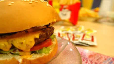 Inventatorii taxei fast-food isi critica criticii: Nu puteti calcula efectele taxei, pentru ca nici noi nu stim cum o sa arate