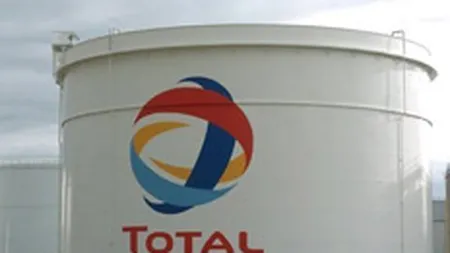 Franta, amenintata de o criza a carburantilor din cauza unui conflict la rafinariile Total