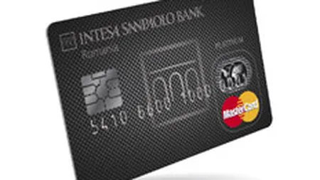 Intesa Sanpaolo Bank a lansat un card Platinum cu un design ce imita fibra de carbon