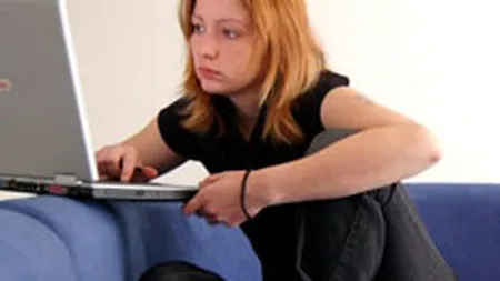 Numarul romanilor care isi cauta un job in strainatate a crescut cu 27% in martie