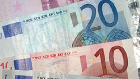 Cursul a urcat aproape de 4,16 lei/euro