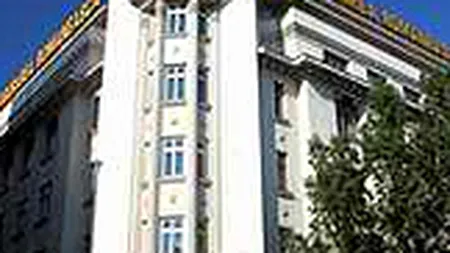 Asirom vrea sa renunte la 300 de angajati si sa reduca veniturile salariale cu 30%