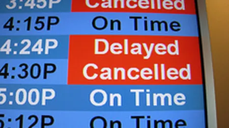 Tarom, ROMATSA si aeroporturile au pierdut 7 mil. euro din cauza norului de cenusa