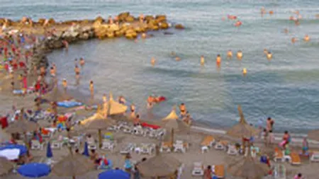 Elena Udrea a cerut demolarea chioscurilor de pe plaja din Vama Veche