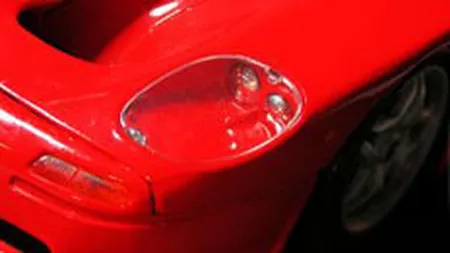 CE acuza Ferrari ca face publicitate subliminala pentru tigari