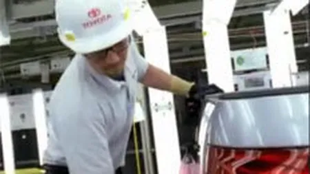 Angajatii Toyota, implicati in campania de 20 mil. lire sterline pentru \salvarea\ brandului