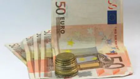 Cursul de schimb a crescut luni la 4,1878 lei/euro