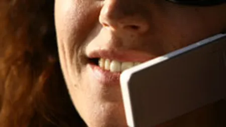 Studiu OMS: Nu exista o legatura certa intre utilizarea telefonului mobil si tumorile cerebrale