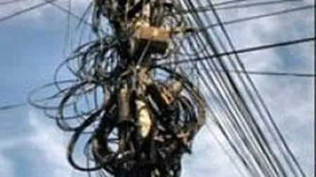 \Bucurestenismele\ RCS&RDS nu merg la Bratislava: Slovacii nu sunt de acord cu cablurile atarnate pe stalpi