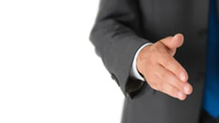 Firmele detinute de rude ale sefilor institutiilor publice nu pot participa la licitatiile acestora