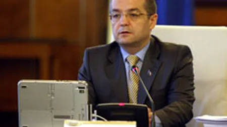 Boc strange latul: Ministrii, obligati sa reduca numarul de angajati cu 25%