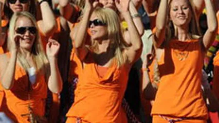 FIFA da in judecata berea Bavaria pentru ca 36 de tinere la fuste mini au facut reclama nepermisa