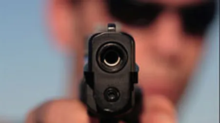 Jaf armat la o banca din Calarasi