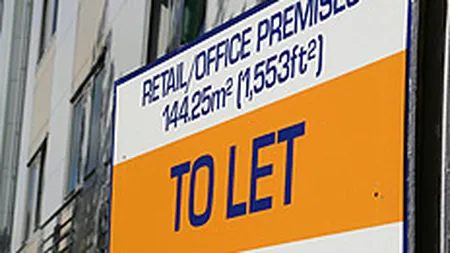 Cum sunt \momiti\ chiriasii in birourile goale ale Bucurestiului: Proprietarii ii lasa sa stea gratis si jumatate de an