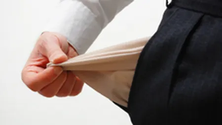 Studiu BM: Cel mult 3 luni rezista majoritatea romanilor la scaderea salariilor cu 25%