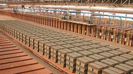 Wienerberger: Activitatea de construire de case continua sa fie foarte redusa in Romania