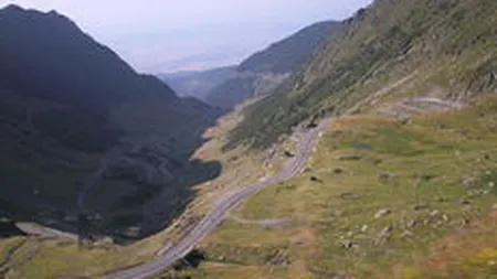 Traficul pe Transfagarasan va fi inchis marti pentru detonarea unor stanci de pe versanti