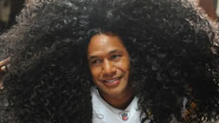 P&G a platit 1 mil.$ pentru a-i asigura parul unui jucator de fotbal american