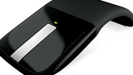 Microsoft lanseaza un mouse pliabil