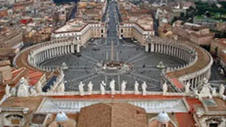 Presedintele bancii Vaticanului, anchetat intr-un caz de spalare de bani